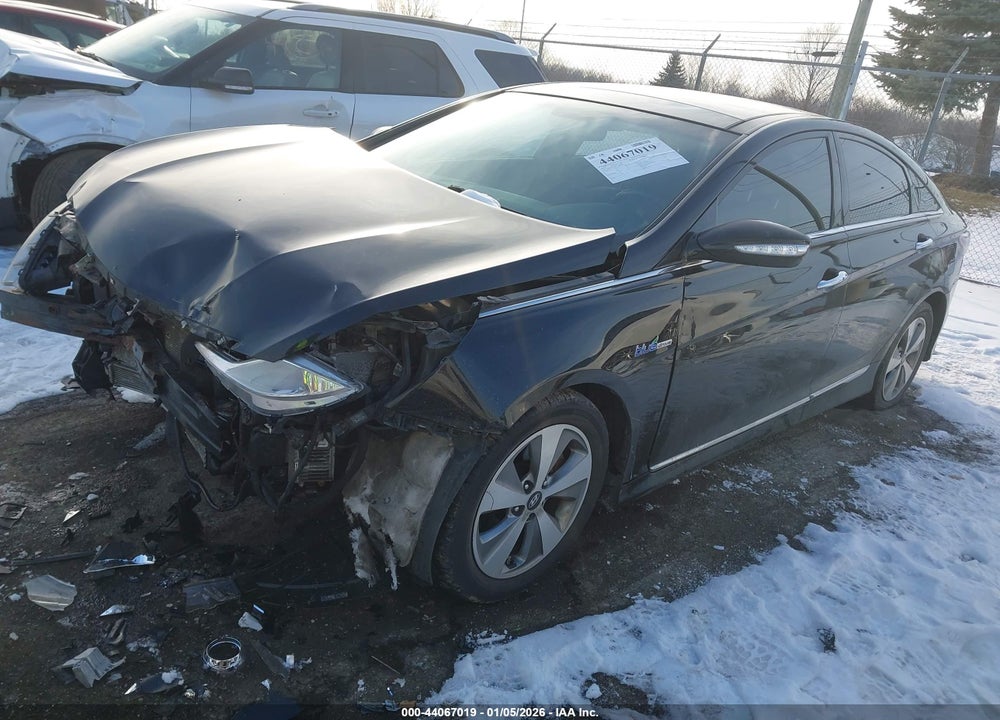 2012 HYUNDAI SONATA HYBRID VIN: KMHEC4A49CA060911