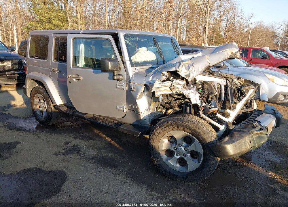 2016 JEEP WRANGLER UNLIMITED SAHARA VIN: 1C4BJWEG1GL252072