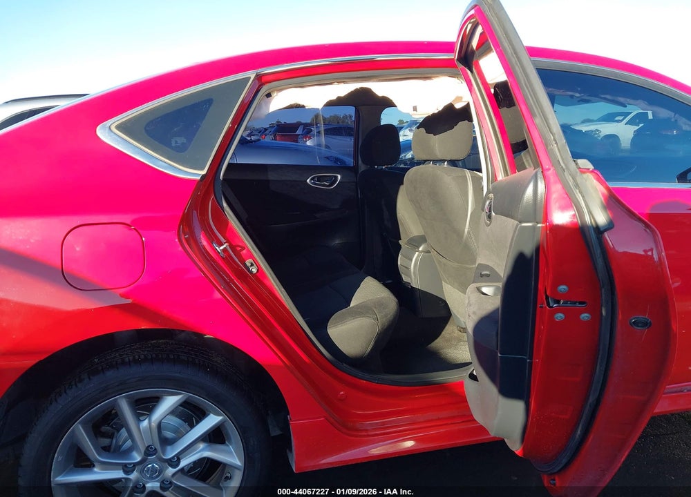 2015 NISSAN SENTRA SR VIN: 3N1AB7AP1FY255230