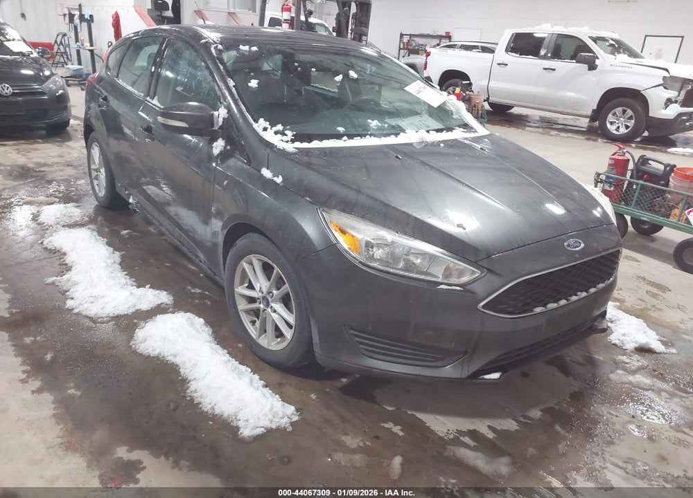 2017 FORD FOCUS SE VIN: 1FADP3K2XHL291331