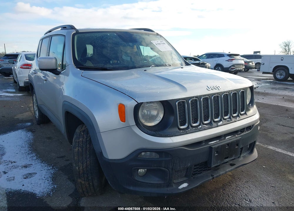 2016 JEEP RENEGADE LATITUDE VIN: ZACCJBBT5GPD13157