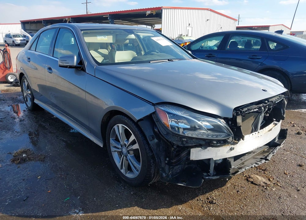 2014 MERCEDES-BENZ E 350 VIN: WDDHF5KB1EA831429