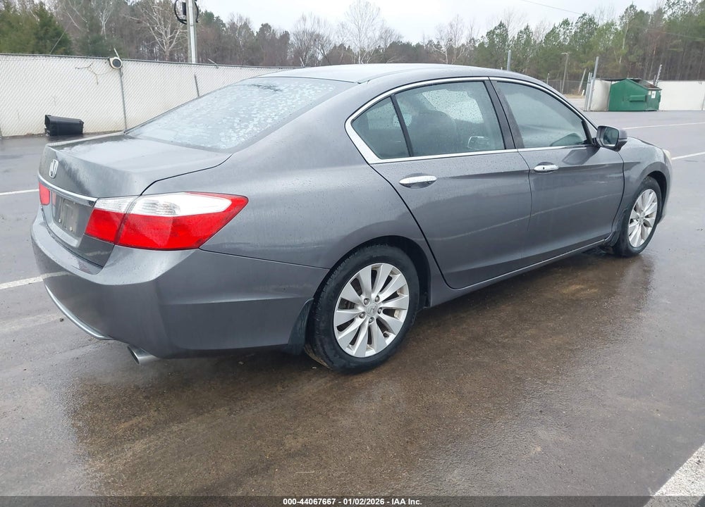 2013 HONDA ACCORD EX VIN: 1HGCR2F71DA007558