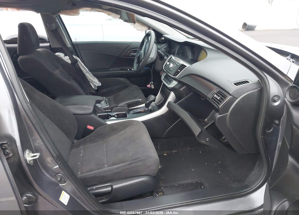 2013 HONDA ACCORD EX VIN: 1HGCR2F71DA007558