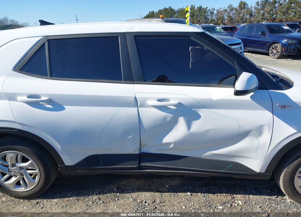 2021 HYUNDAI VENUE SE VIN: KMHRB8A37MU067939