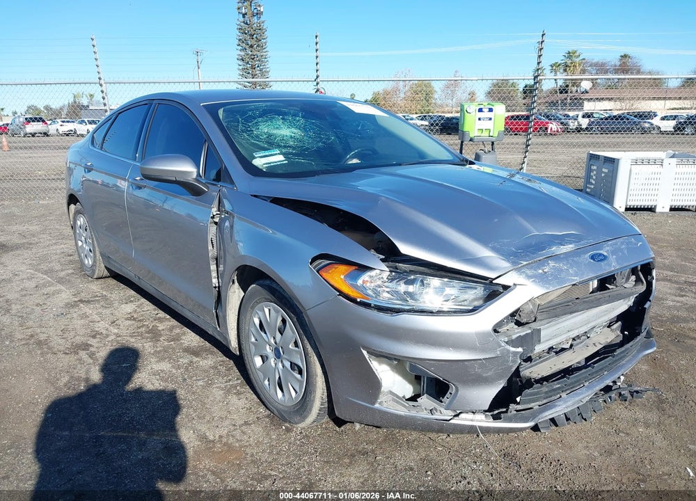 2020 FORD FUSION S VIN: 3FA6P0G73LR266180