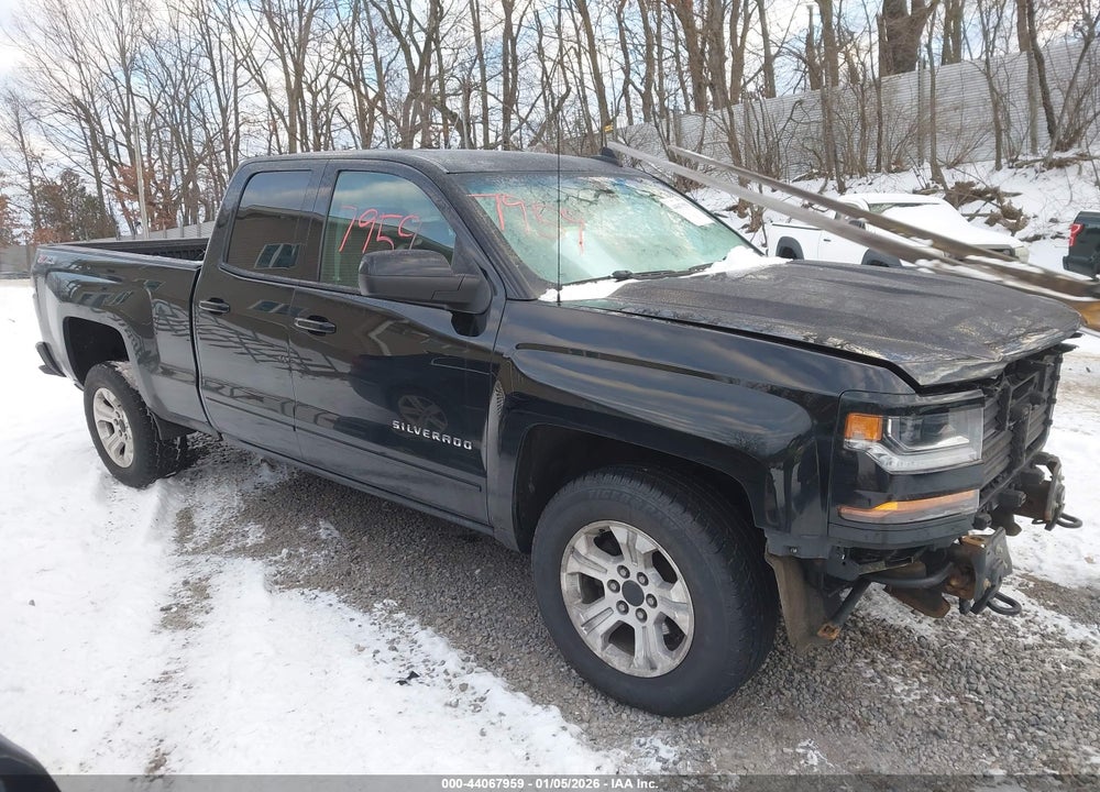 2017 CHEVROLET SILVERADO 1500 2LT VIN: 1GCVKREC4HZ378501