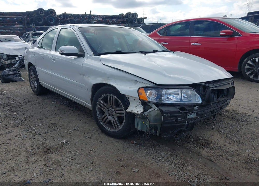 2008 VOLVO S60 2.5T VIN: YV1RS592382672664