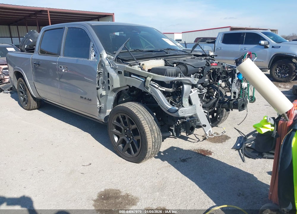 2025 RAM 1500 LAIE  4X4 5'7 BOX VIN: 1C6SRFJP7SN648767