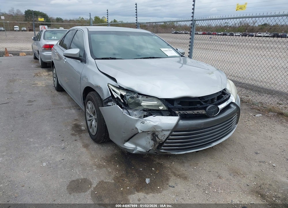 2017 TOYOTA CAMRY LE VIN: 4T1BF1FK4HU271035