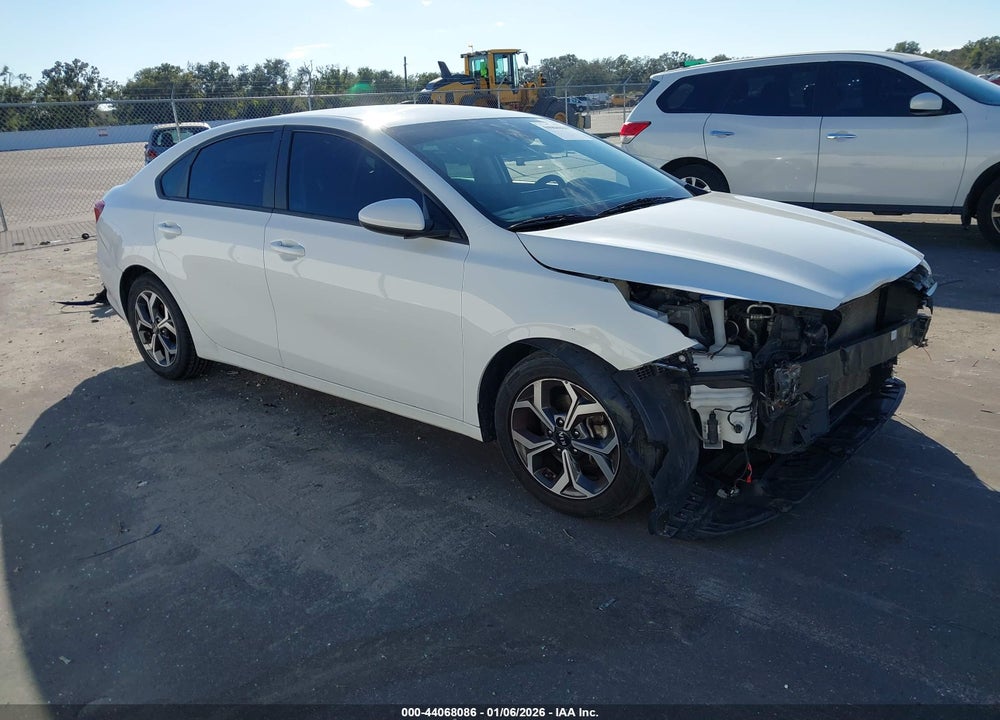 2021 KIA FORTE FE VIN: 3KPF24AD0ME314564