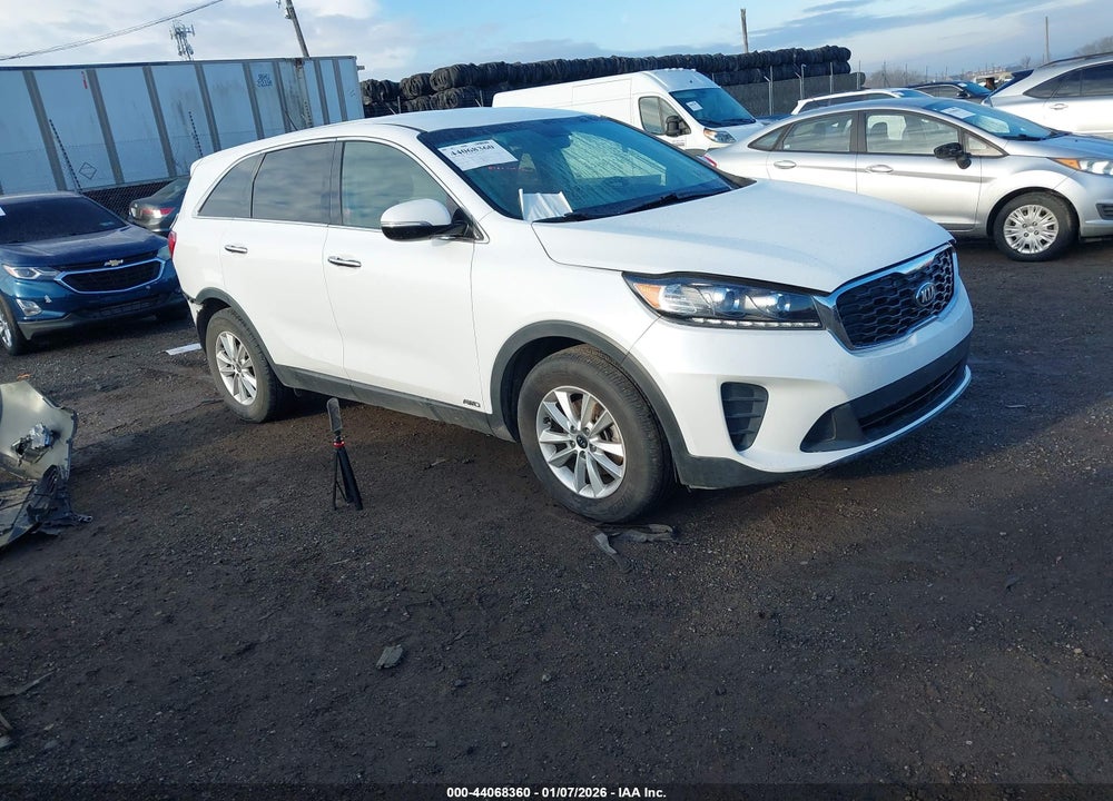 2019 KIA SORENTO 3.3L LX VIN: 5XYPGDA59KG561306