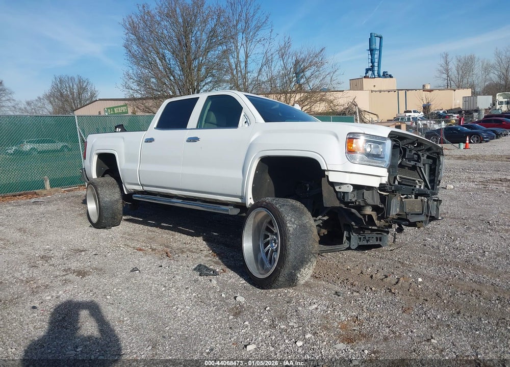 2015 GMC SIERRA 2500HD DENALI VIN: 1GT120E87FF609511