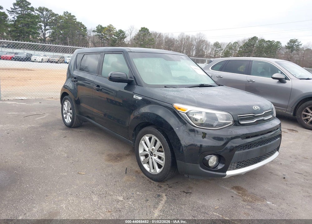 2017 KIA SOUL + VIN: KNDJP3A51H7412751