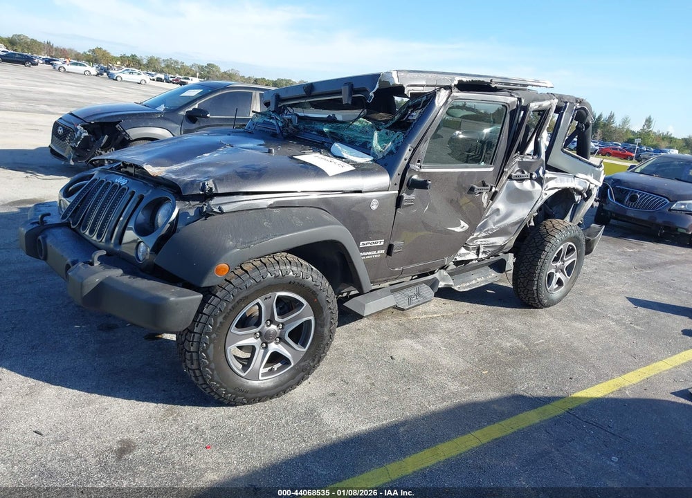 2016 JEEP WRANGLER UNLIMITED SPORT VIN: 1C4BJWDG1GL338452