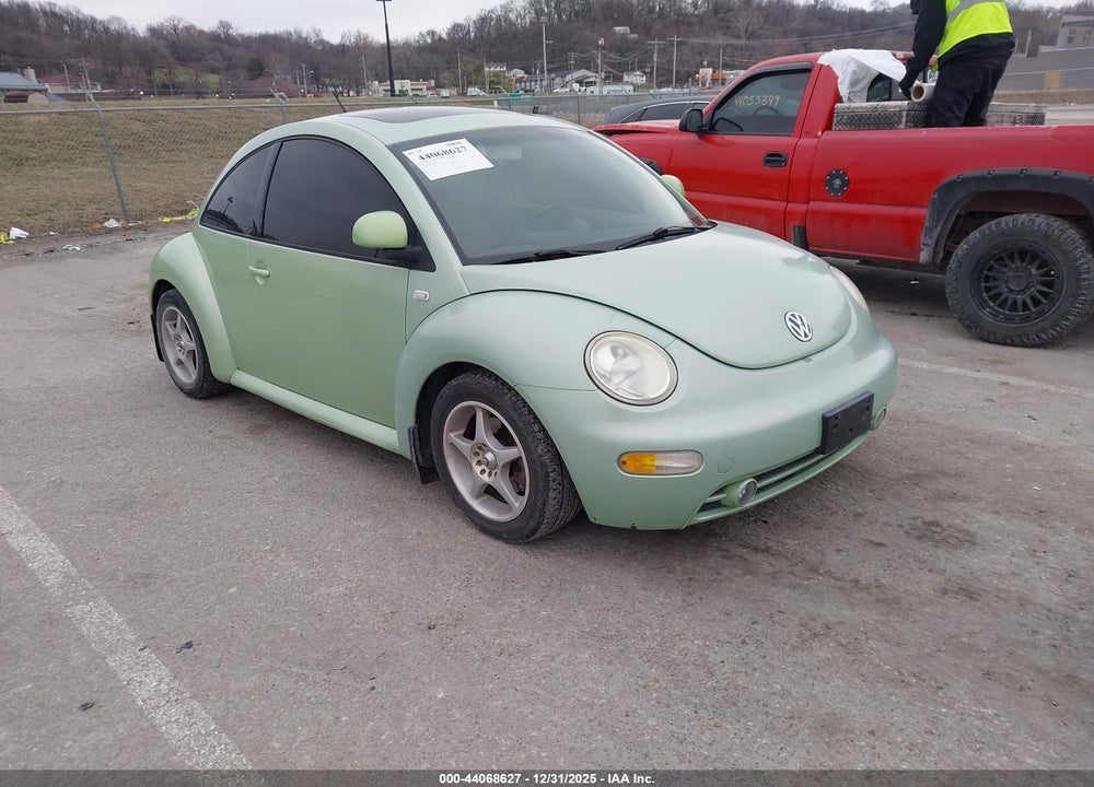 2000 VOLKSWAGEN NEW BEETLE GLX VIN: 3VWDD21C0YM458265