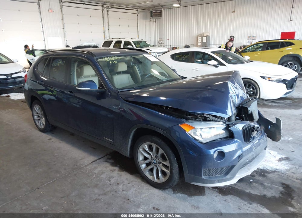 2015 BMW X1 XDRIVE28I VIN: WBAVL1C51FVY30151