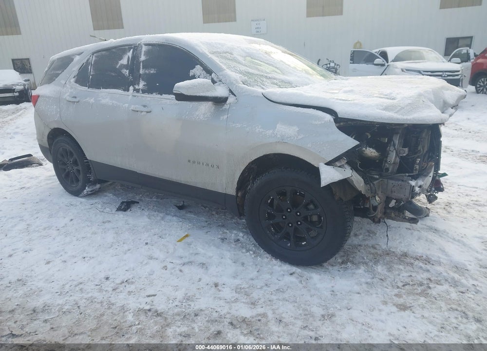 2018 CHEVROLET EQUINOX LT VIN: 2GNAXSEV9J6102591