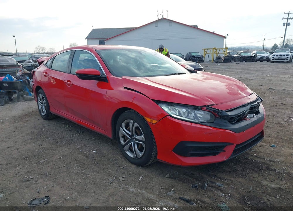 2018 HONDA CIVIC LX VIN: 2HGFC2F58JH529517