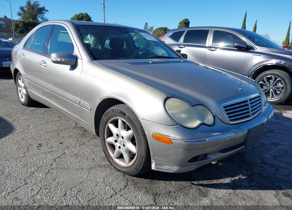 2003 MERCEDES-BENZ C 240 VIN: WDBRF61JX3F389598