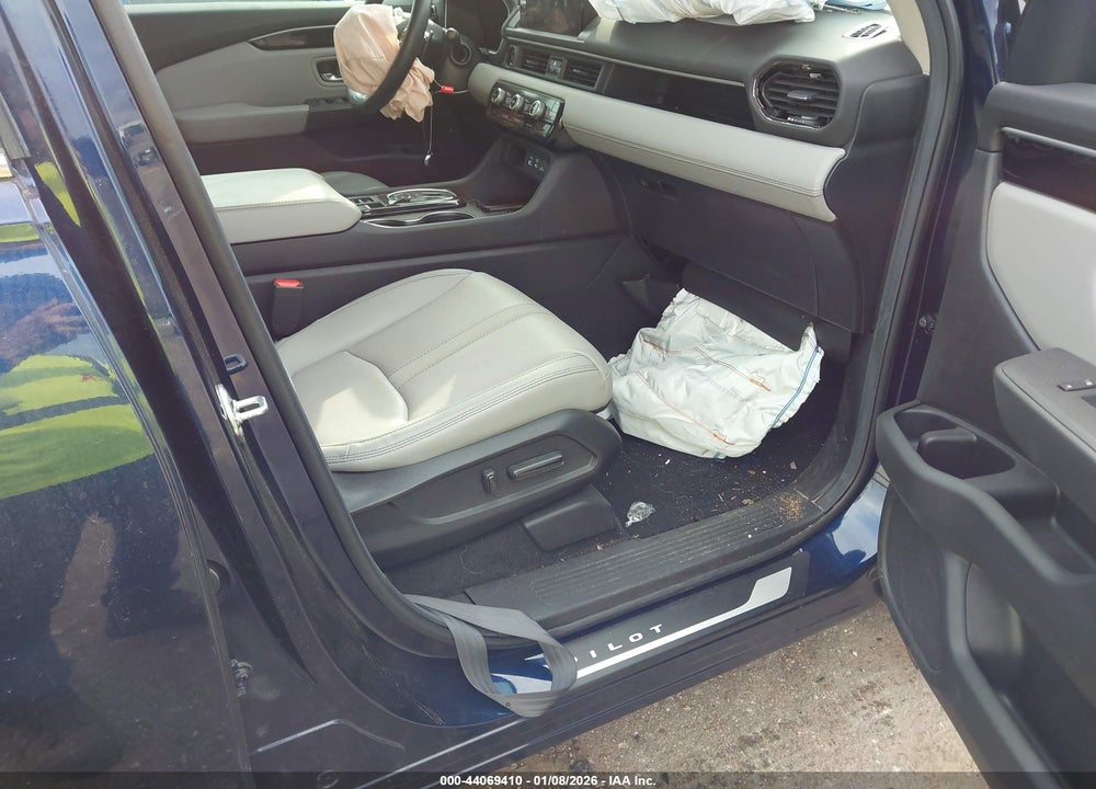2025 HONDA PILOT EX-L VIN: 5FNYG2H49SB016557