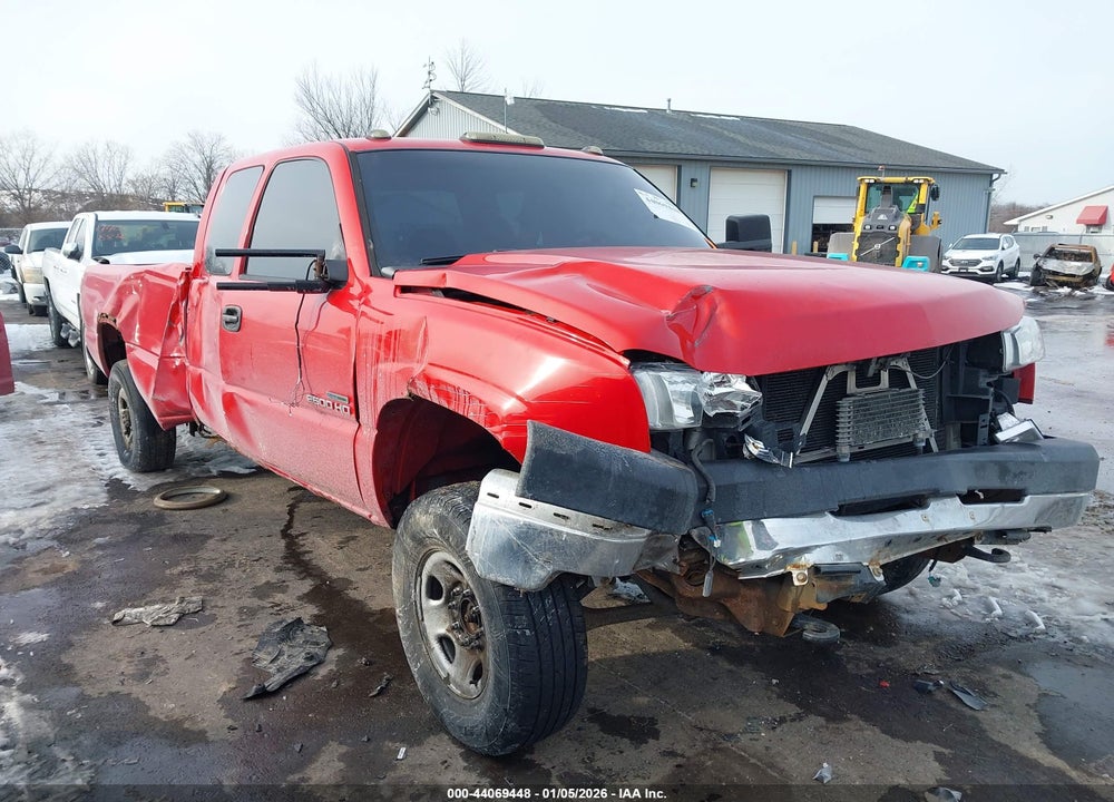 2005 CHEVROLET SILVERADO 2500HD LS VIN: 1GCHK29215E323867