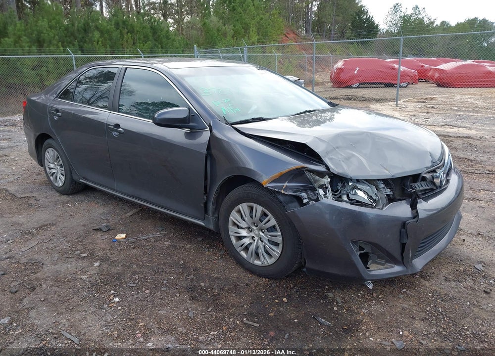 2014 TOYOTA CAMRY LE VIN: 4T4BF1FK8ER345638