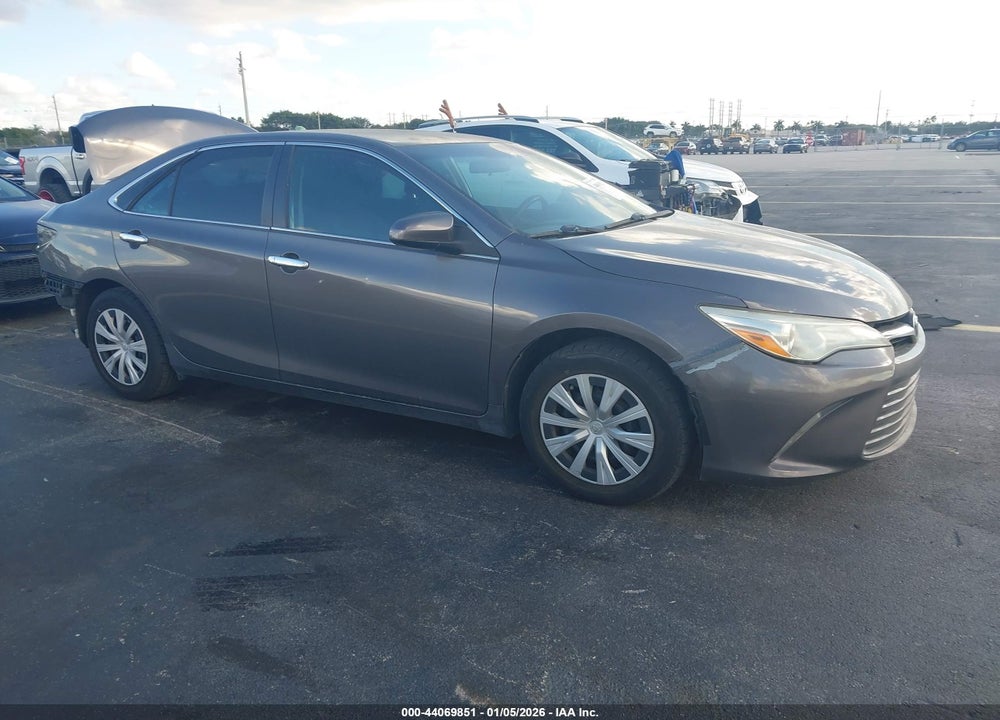 2015 TOYOTA CAMRY LE VIN: 4T1BF1FK4FU896452