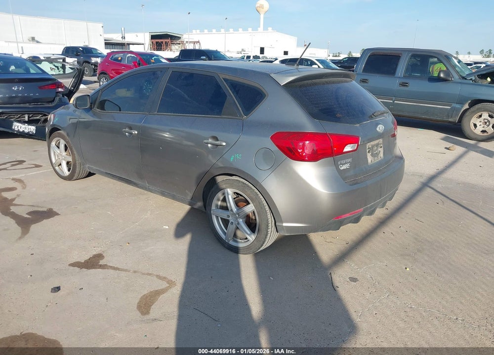 2011 KIA FORTE SX VIN: KNAFW5A39B5390274
