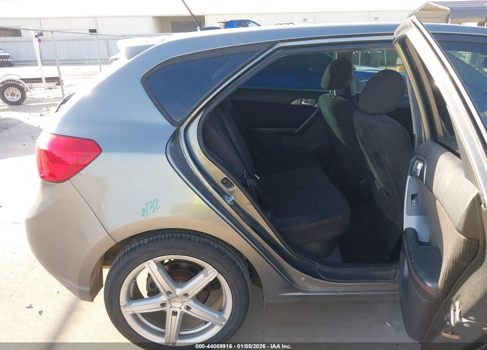 2011 KIA FORTE SX VIN: KNAFW5A39B5390274