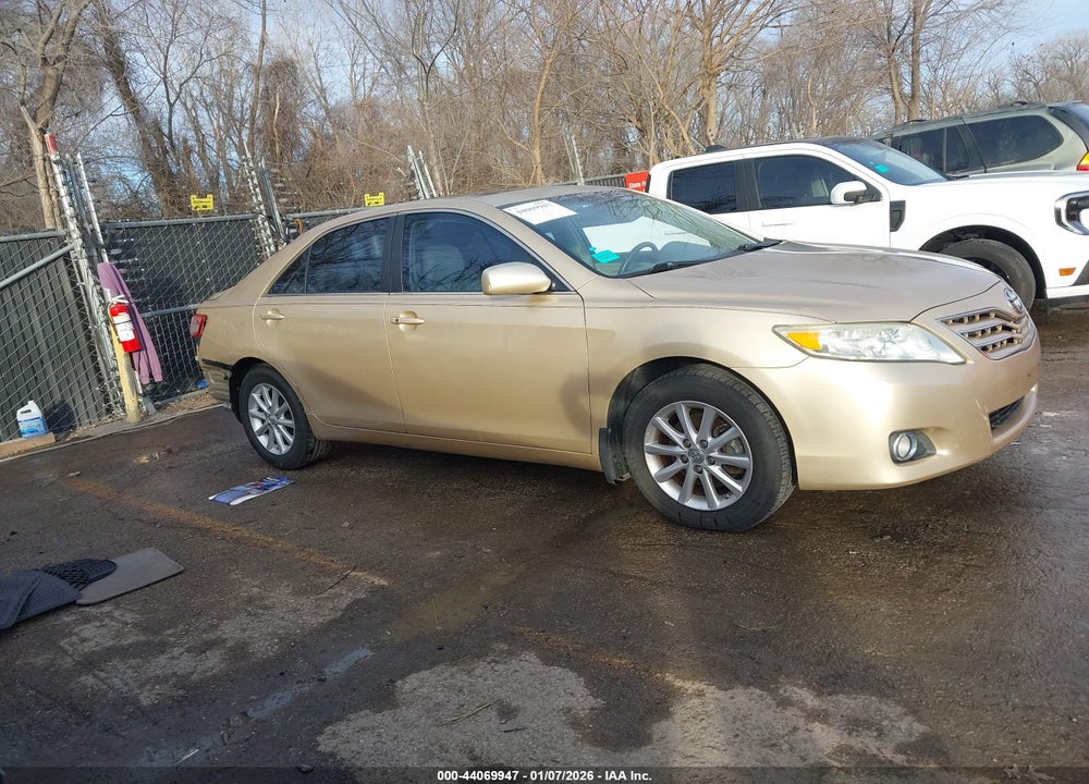 2011 TOYOTA CAMRY XLE V6 VIN: 4T1BK3EK1BU622984