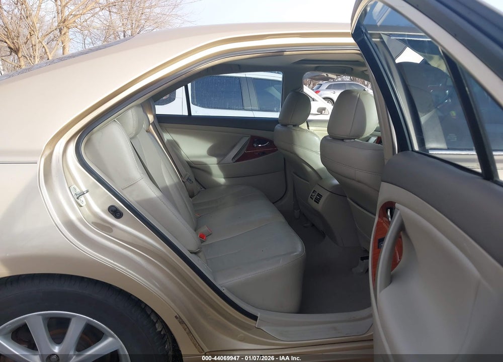 2011 TOYOTA CAMRY XLE V6 VIN: 4T1BK3EK1BU622984