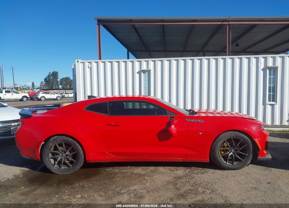 2017 CHEVROLET CAMARO 1LT VIN: 1G1FB1RX2H0140436