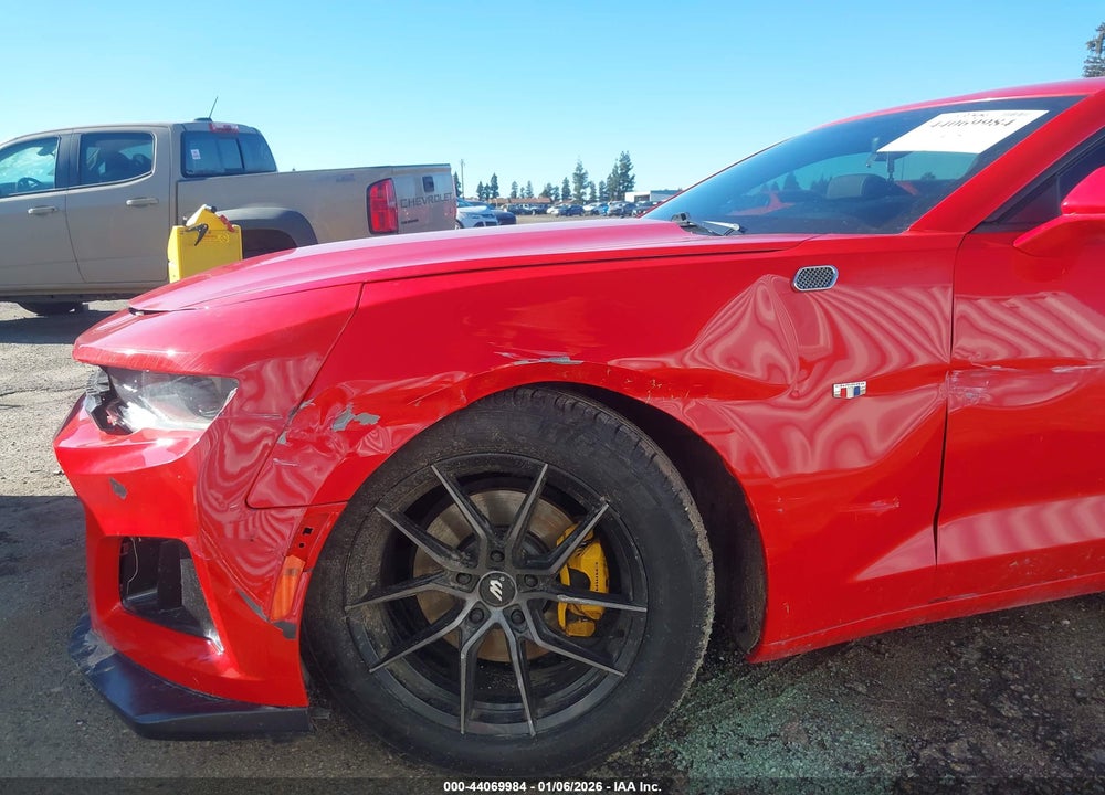 2017 CHEVROLET CAMARO 1LT VIN: 1G1FB1RX2H0140436