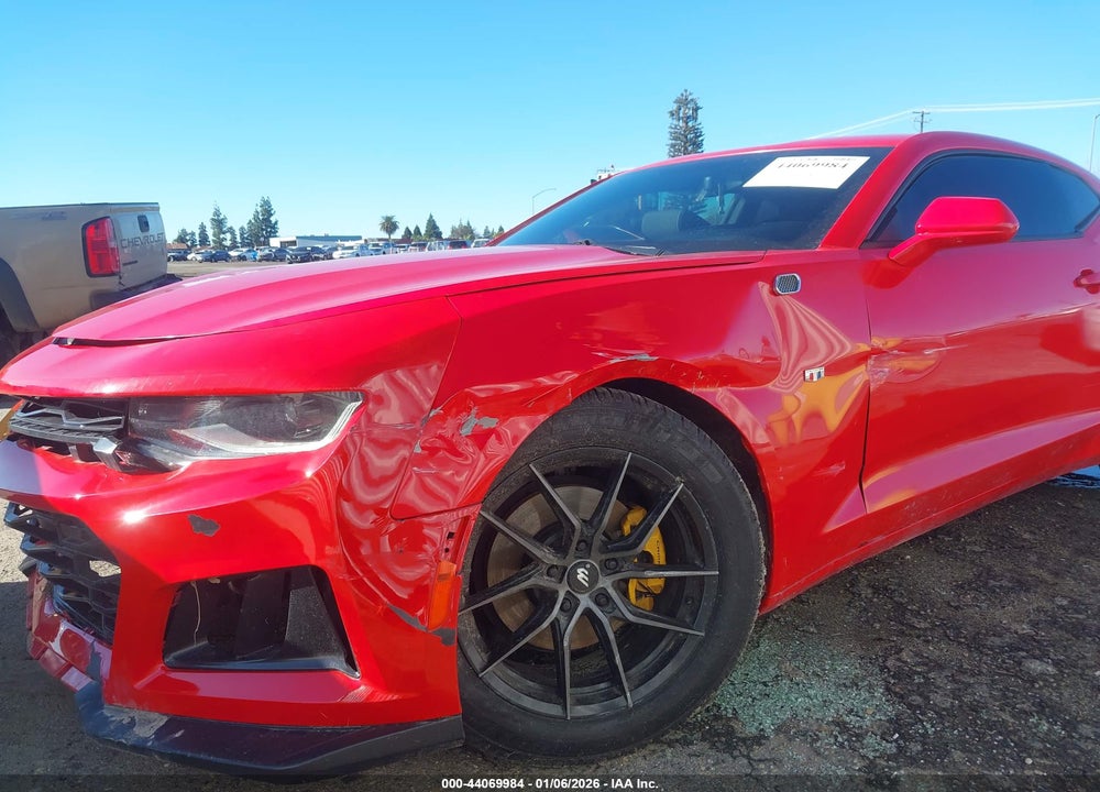 2017 CHEVROLET CAMARO 1LT VIN: 1G1FB1RX2H0140436
