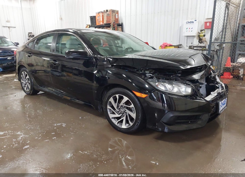 2018 HONDA CIVIC EX VIN: 19XFC2F77JE028937