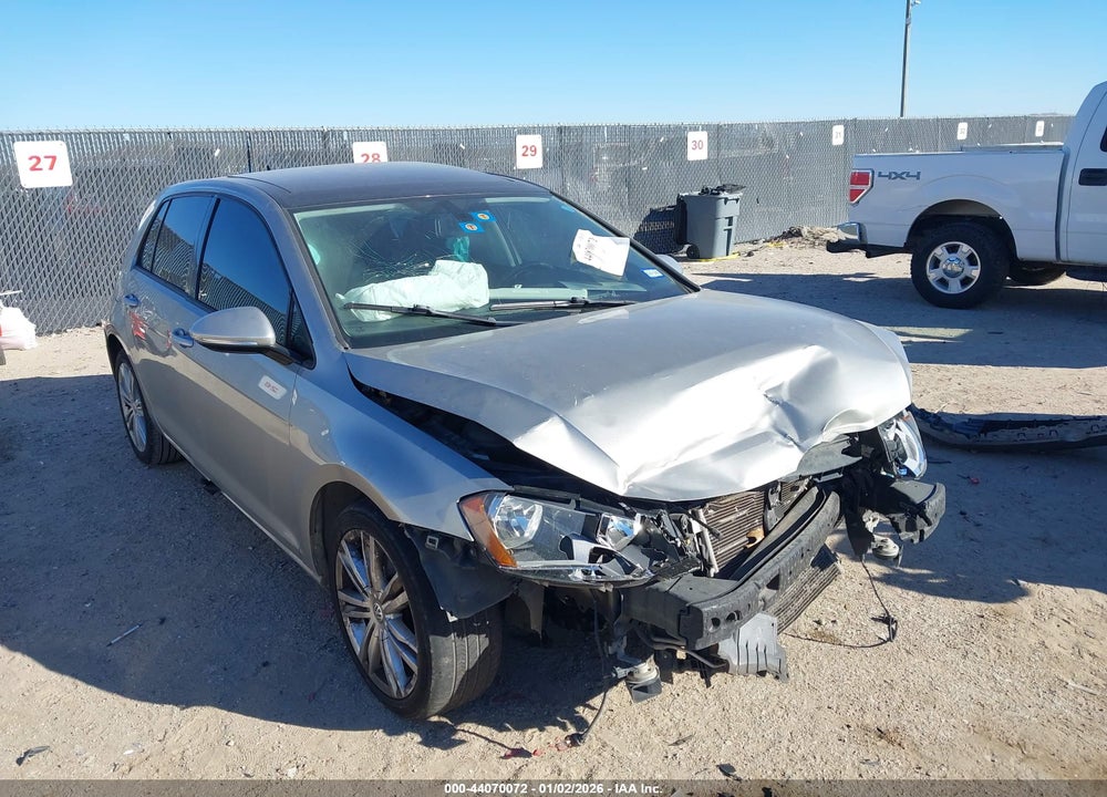 2015 VOLKSWAGEN GOLF TDI SE 4-DOOR VIN: 3VW2A7AU2FM021841