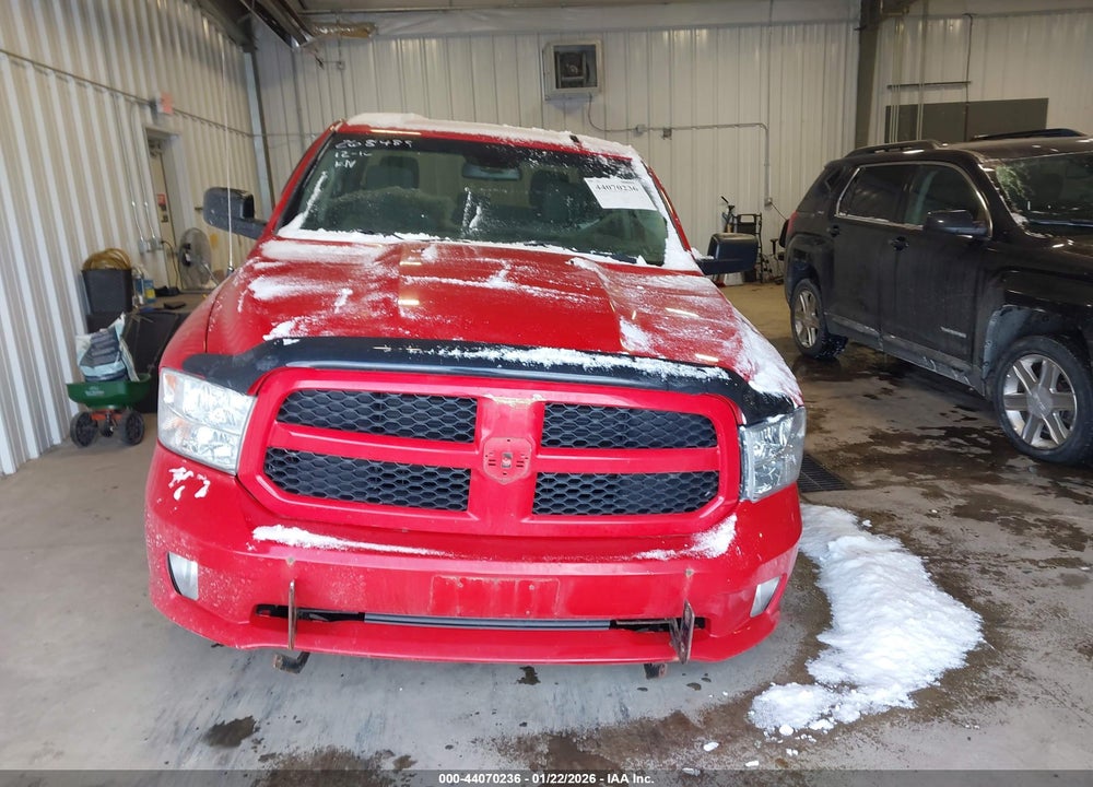2016 RAM 1500 EXPRESS VIN: 3C6RR7KT2GG270907