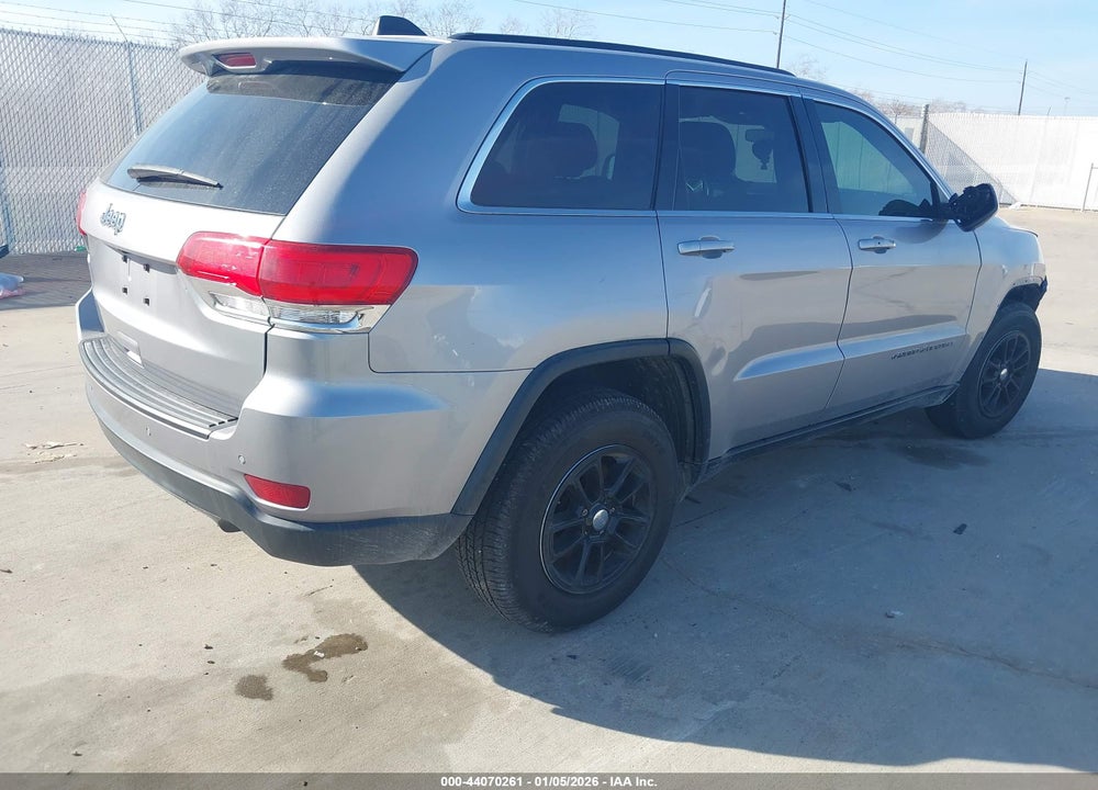 2018 JEEP GRAND CHEROKEE LAREDO 4X4 VIN: 1C4RJFAG8JC180394