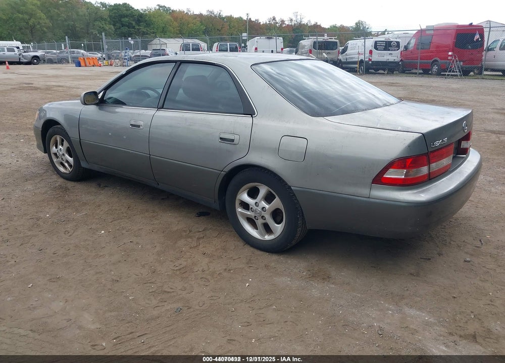 2000 LEXUS ES 300 VIN: JT8BF28G3Y0288787