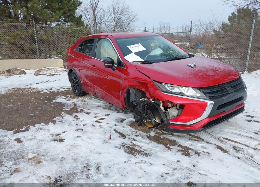 2018 MITSUBISHI ECLIPSE CROSS LE VIN: JA4AT4AA1JZ049208