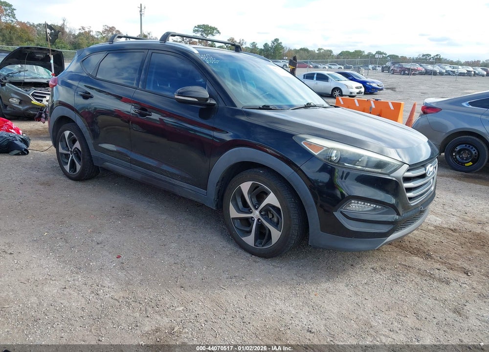 2016 HYUNDAI TUCSON SPORT VIN: KM8J33A22GU095155