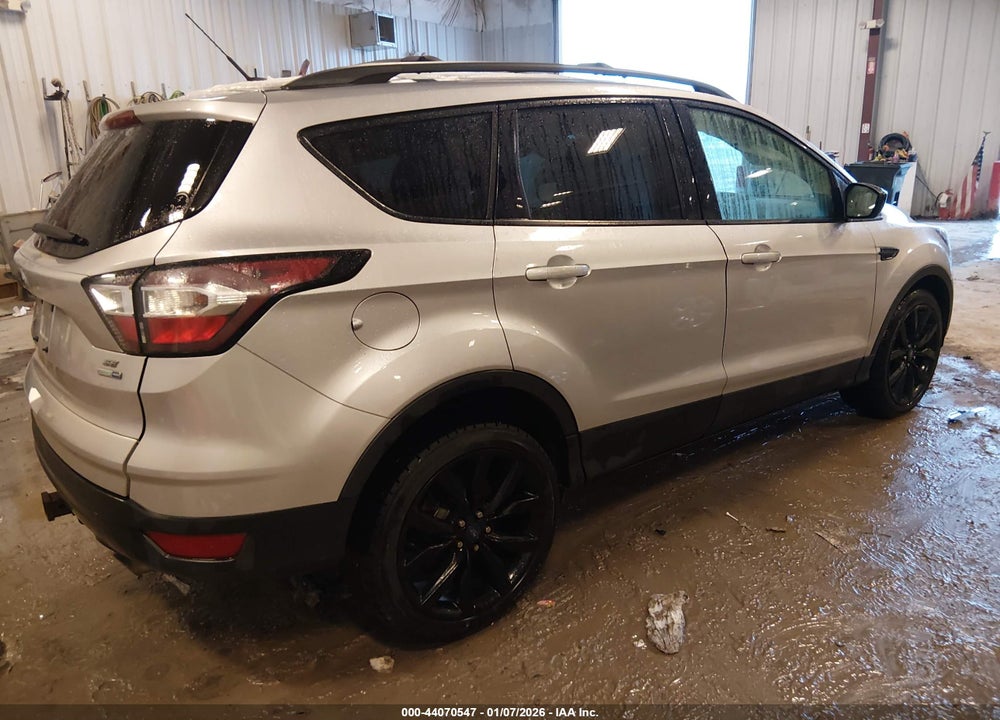 2017 FORD ESCAPE SE VIN: 1FMCU9G90HUE57496