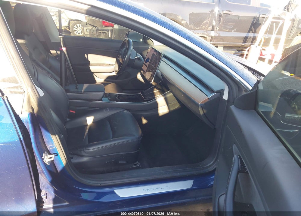 2018 TESLA MODEL 3 LONG RANGE/PERFORMANCE VIN: 5YJ3E1EB3JF090276