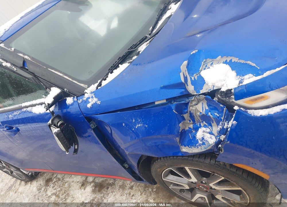 2021 KIA SOUL GT-LINE VIN: KNDJ63AU2M7785205