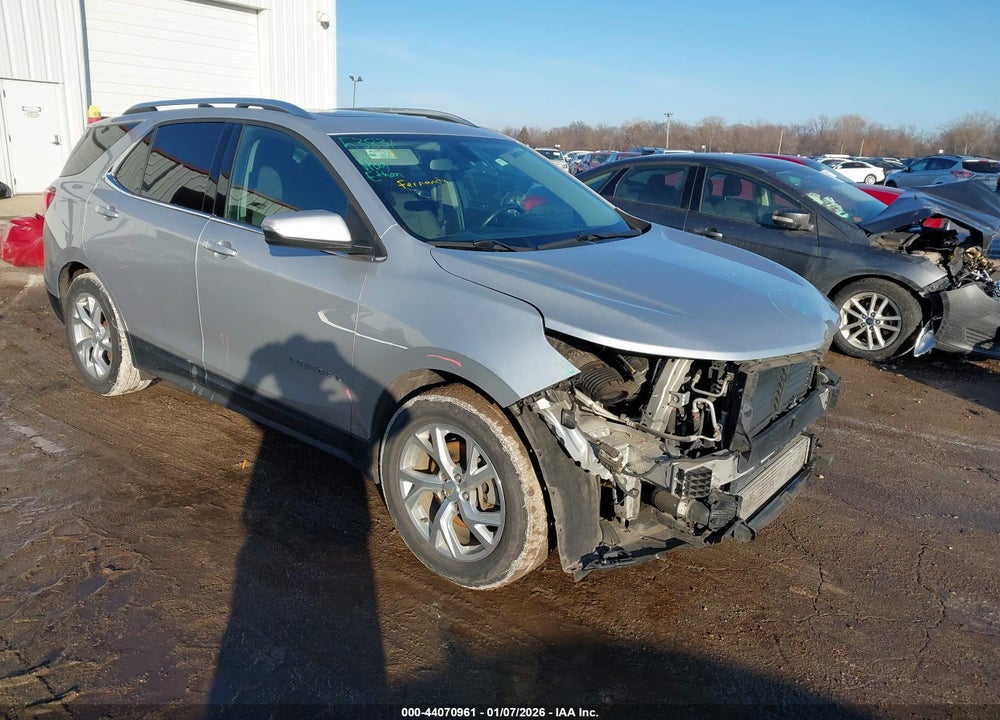 2018 CHEVROLET EQUINOX LT VIN: 2GNAXKEX5J6147917