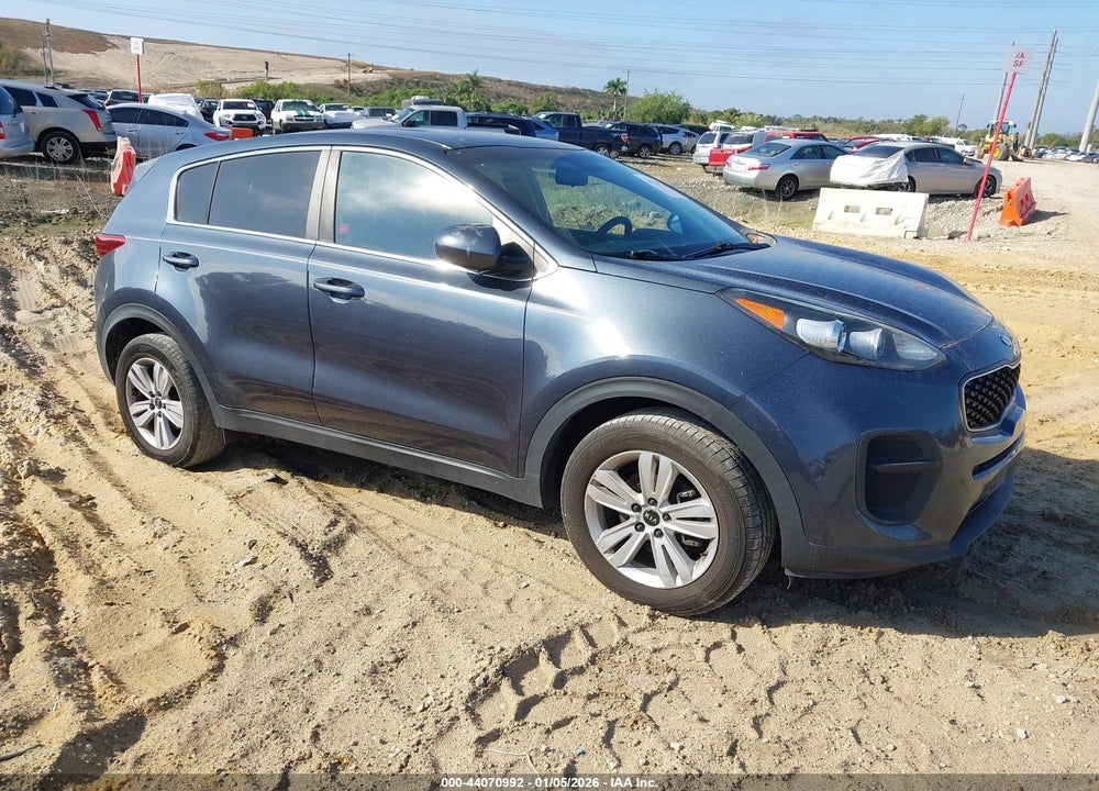 2019 KIA SPORTAGE LX VIN: KNDPM3ACXK7596290