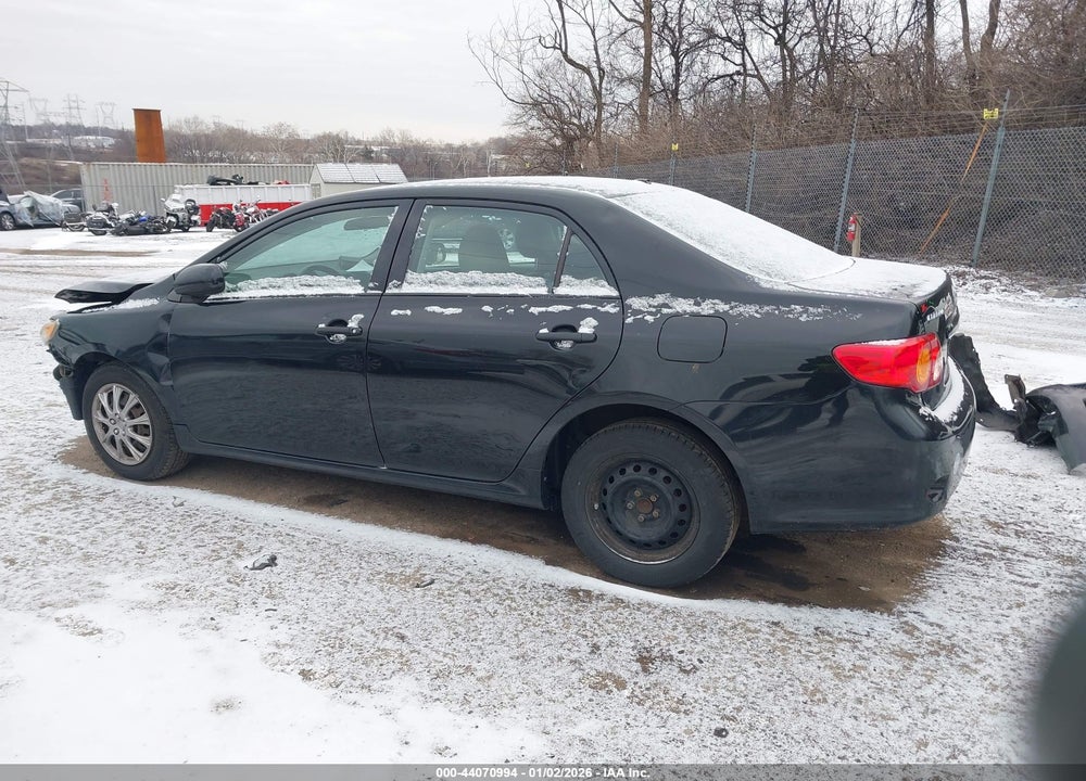 2010 TOYOTA COROLLA LE VIN: 2T1BU4EE8AC532578