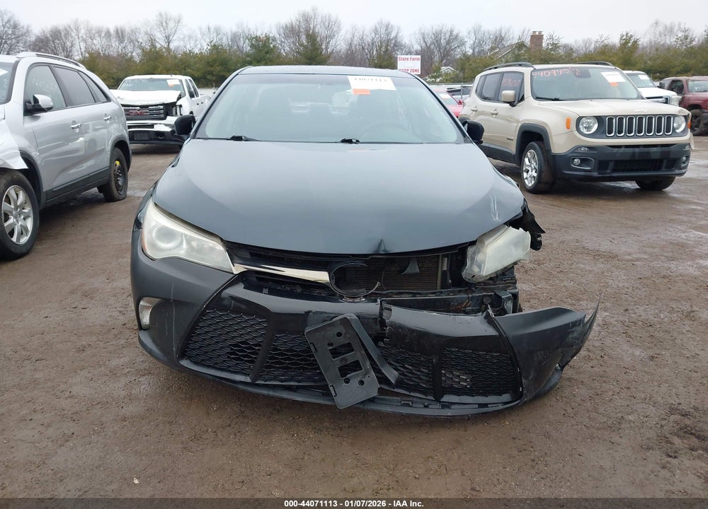 2017 TOYOTA CAMRY SE VIN: 4T1BF1FK5HU292704