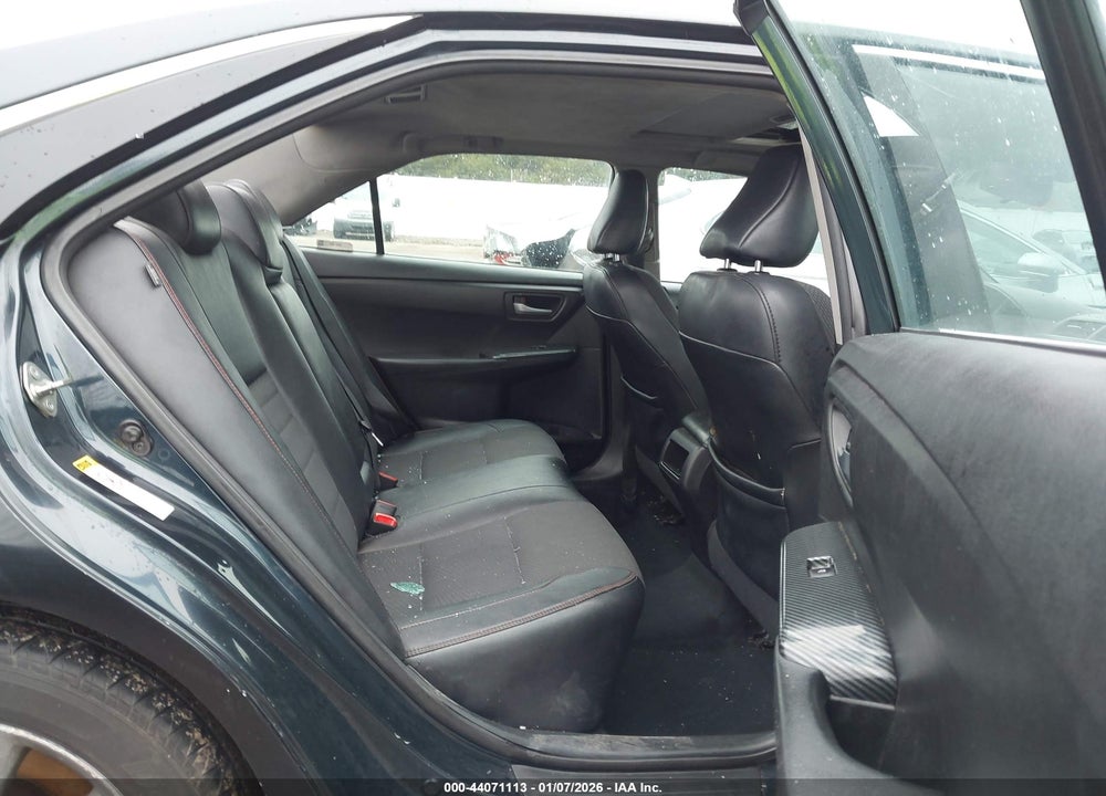 2017 TOYOTA CAMRY SE VIN: 4T1BF1FK5HU292704